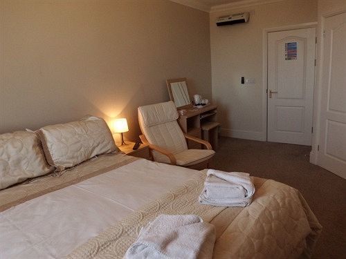 The Golden Lion Hotel Maryport Extérieur photo